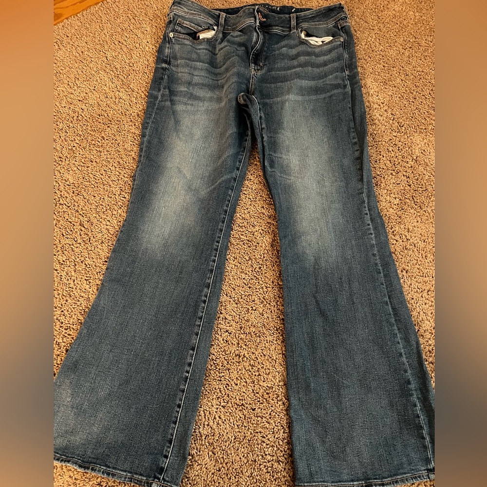 American Eagle Super Stretch Plus Size 20 Long Good condition Kickboot Style